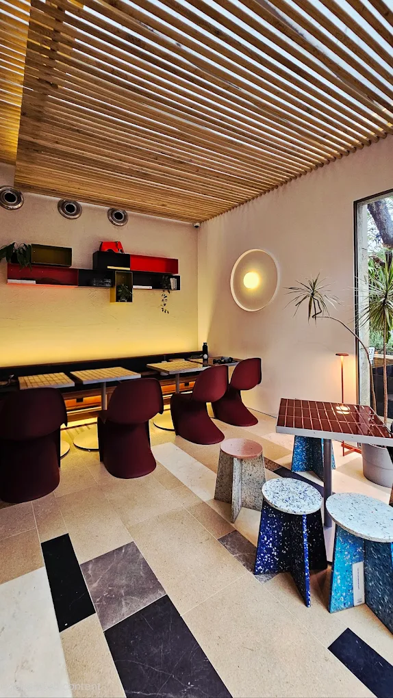 aesthetic café Kemang